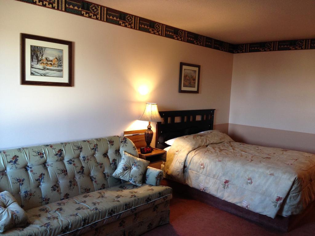 Traveller'S Inn Dawson Creek Eksteriør billede